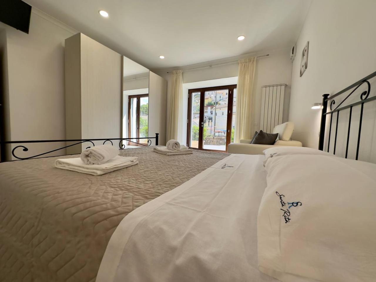 Appartamenti Santa Rita Maiori Habitación foto